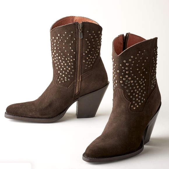 Dan Post Shoes - Dan Post Stud Boot NWT from Sundance Brown Size 8